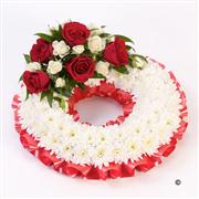 Traditional Wreath - White &amp; Red
