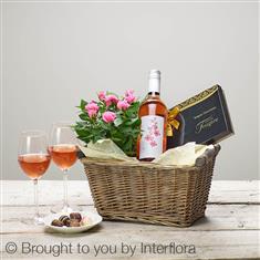 Luxury Rose Wine Gift Basket