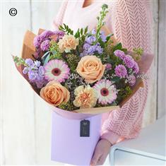 Mother&#39;s Day Pastel Gift Box Extra Large